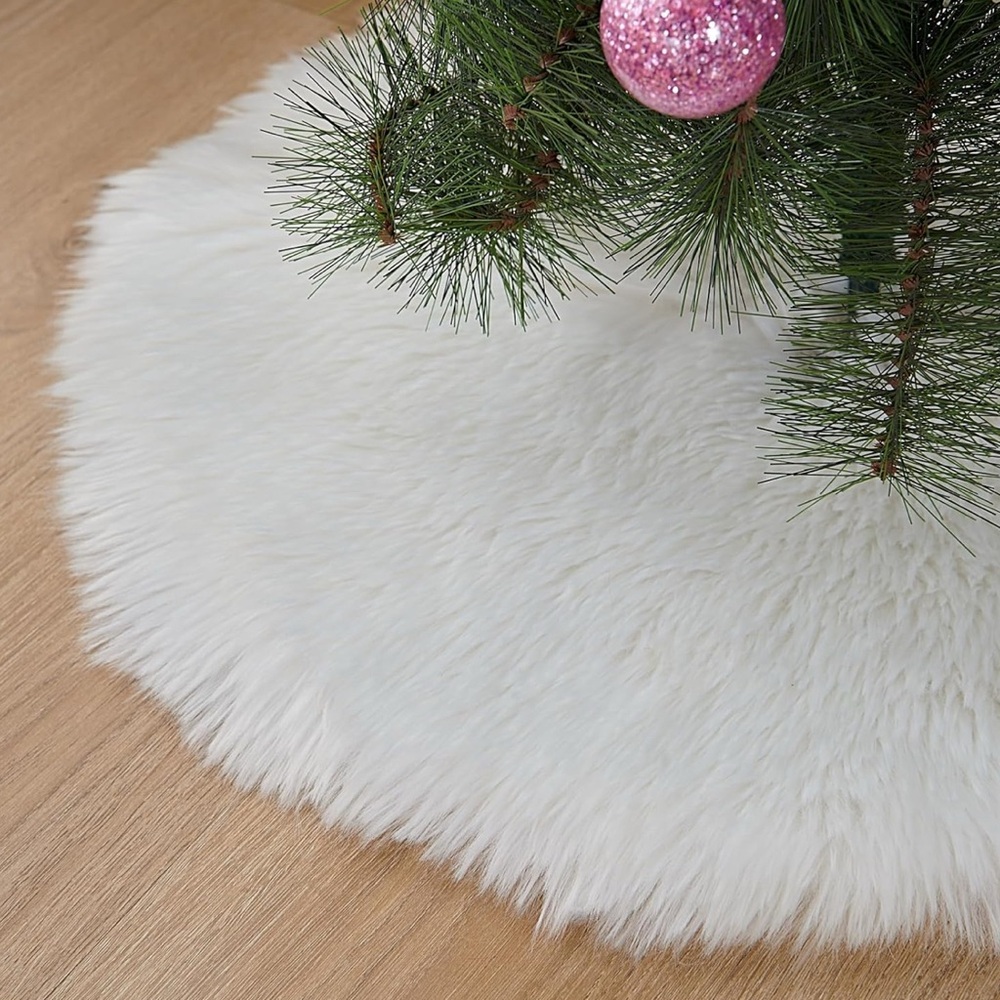 Faux Fur Tree Skirt